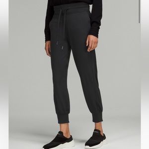 Ready to rulu high rise joggers. Size 8 in lulu lemon sizing